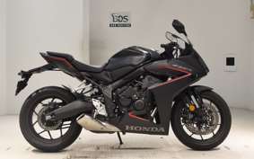 HONDA CBR650R E-Clutch 2025