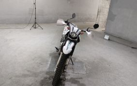 YAMAHA SEROW 250 DG17J