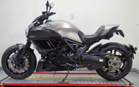 DUCATI DIAVEL TITANIUM 2015 ZDMG105JAFB