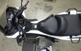 HONDA SILVER WING 400 GT Type 2017 NF03