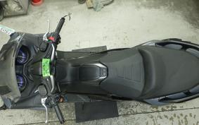 YAMAHA T-MAX 560 T 2021 SJ19J
