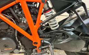 KTM 1290 SUPER DUKE R 2015 V3940