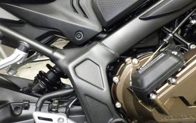 HONDA CB650R E-Clutch 2024 RH17