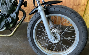 YAMAHA TW225 DG09J
