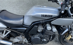 YAMAHA FZ400 1997 4YR