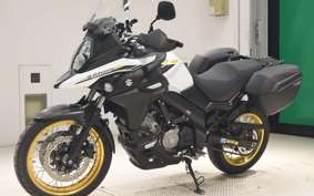 SUZUKI Vｽﾄﾛｰﾑ650XTA 2023 C733M