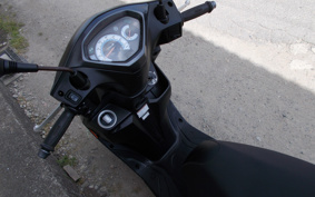 YAMAHA  AXIS Z