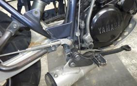 YAMAHA TW225 DG09J