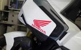 HONDA X-ADV 750 2025 RH21