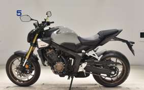 HONDA CB650R E-Clutch 2026 RH17