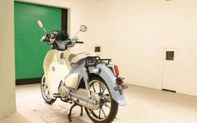 HONDA C125 SUPER CUB