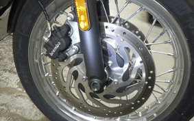 TRIUMPH BONNEVILLE T120 2025