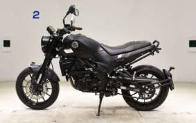 BENELLI レオンチーノ250 2018