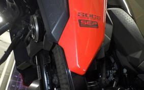 SUZUKI Vストローム250SX EL11L
