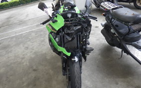 KAWASAKI ZX-25R ZX250E