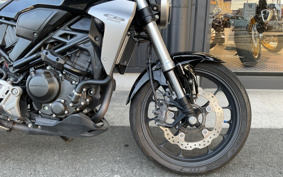 HONDA CB250R MC52