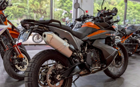KTM 890 ADVENTURE	 2026 TS640