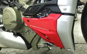 DUCATI STREETFIGHTER V4 S 2021