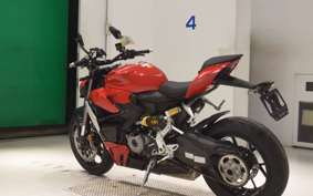 DUCATI STREETFIGHTER V2 2022
