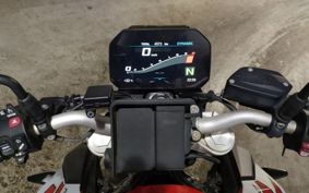 BMW F900R 2021 0K11
