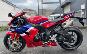 HONDA CBR1000RR-R FB SP 2024 SC82