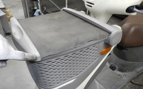 SUZUKI LET's 4 Basket CA43A