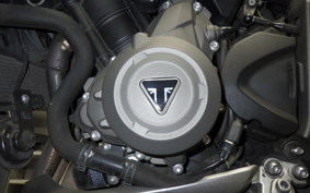 TRIUMPH STREET TRIPLE RS 2021