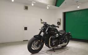 TRIUMPH BONNEVILLE BOBBER 2024