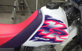 HONDA XR250