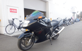 HONDA CBR1100XX 2000 SC35