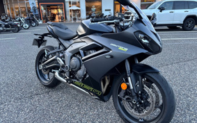 TRIUMPH DAYTONA 660 2024 LGL23U