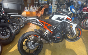 KTM 125 DUKE JPA40