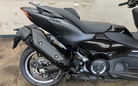 YAMAHA T-MAX 560 A SJ21J