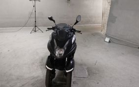 YAMAHA TRICITY 125 SE82J