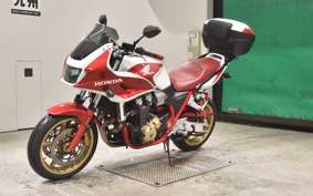 HONDA CB1300SB SUPER BOLDOR A 2006 SC54