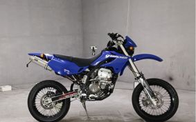 KAWASAKI D-TRACKER LX250E