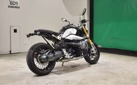BMW R NINE T 2014