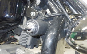 HARLEY XL883 2004