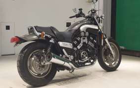 YAMAHA VMAX 2000