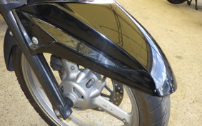 SUZUKI GSR250S