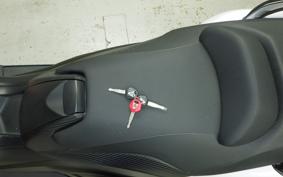 YAMAHA T-MAX 530 A 2014 SJ12J