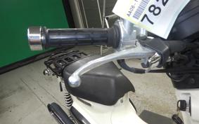 HONDA ｸﾛｽｶﾌﾞ50 2002 AA06