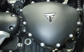 TRIUMPH BONNEVILLE SPIRIT 2015