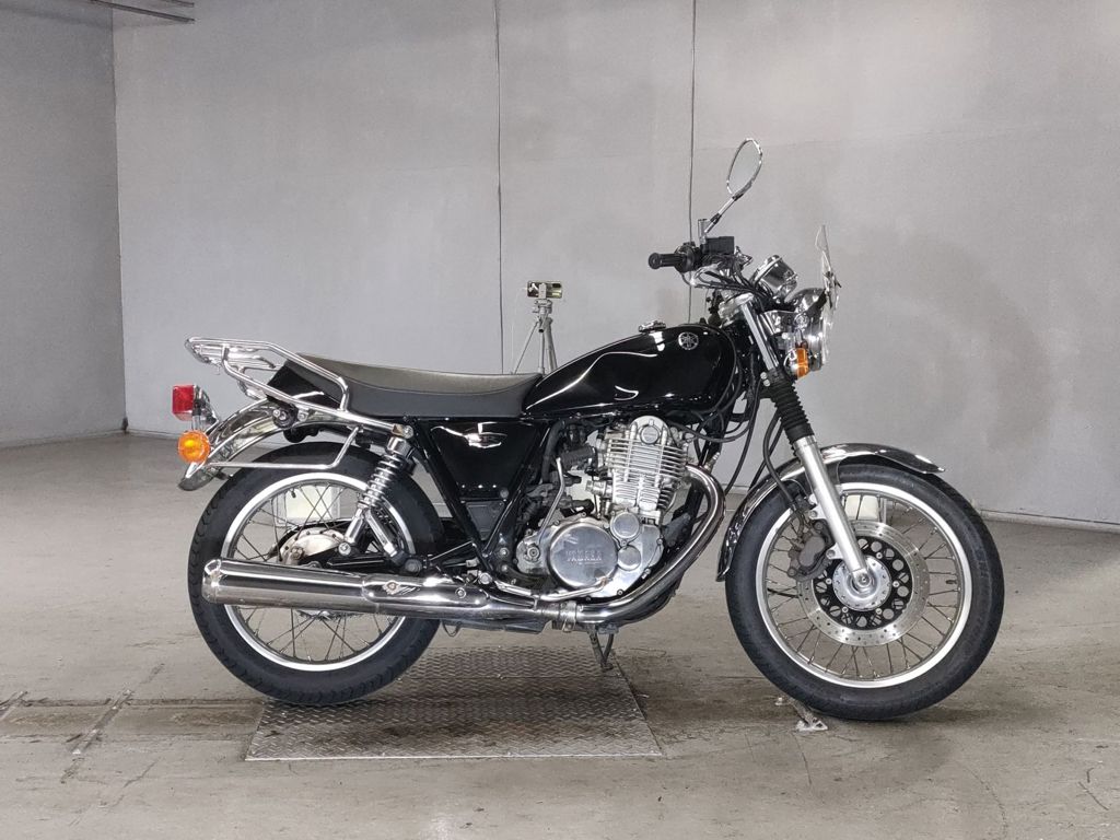 Фото Yamaha SR400 2016 с японского аукциона