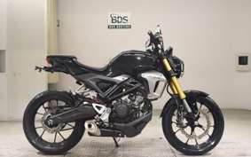 HONDA CB150R