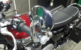 TRIUMPH BONNEVILLE T120 2024