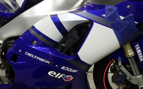 YAMAHA YZF-R1 2001
