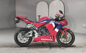 HONDA CBR600RR 2020 PC40