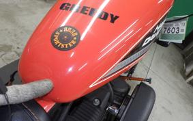 HARLEY XL883R 2005