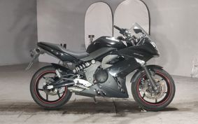 KAWASAKI ER600 F 2011 EXEC12